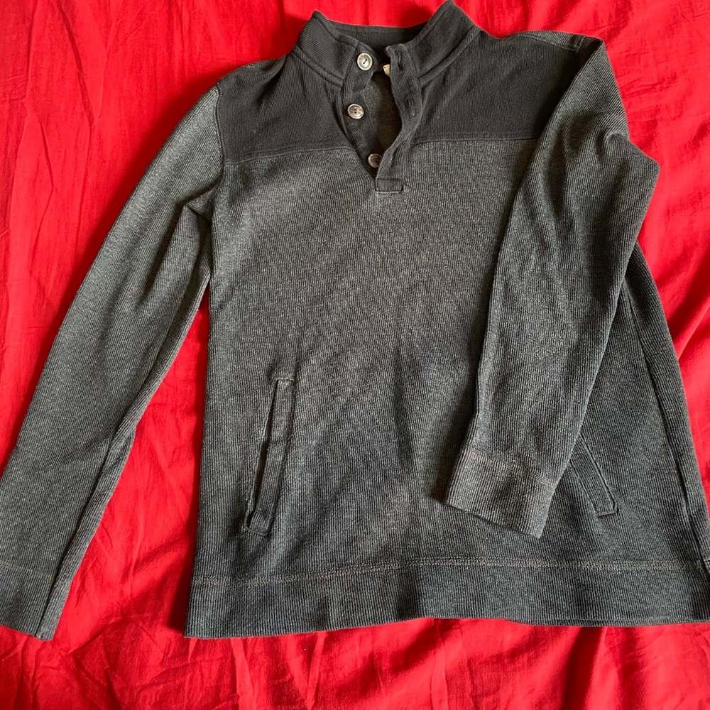 Youth XL Old Navy Sweater